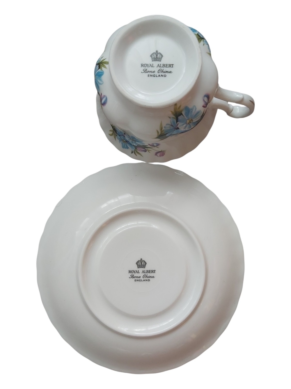 Royal Albert "Memory Lane" Blue Forget Me Not Teacup & Saucer - Picture 8 of 11